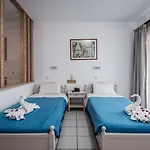 Apartahotel Angela 4*