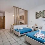 Apartahotel Angela 4*