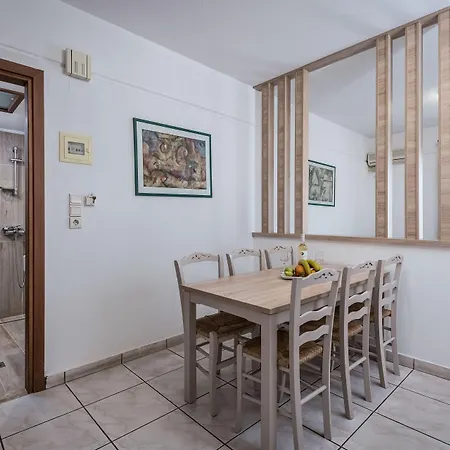 Aparthotel Angela 4*