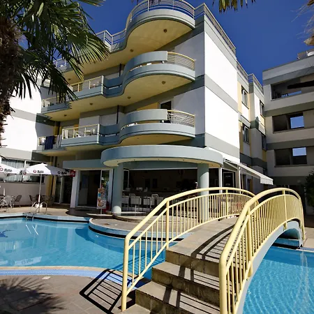 Angela コス・タウン