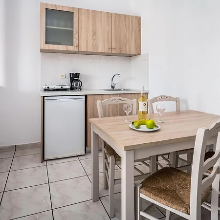 Angela コス・タウン