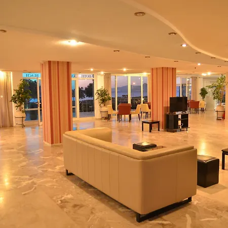 Angela Apartmanhotel Kosz