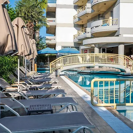 Angela アパートホテル