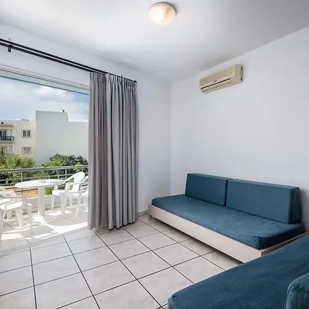 Aparthotel Angela 4*